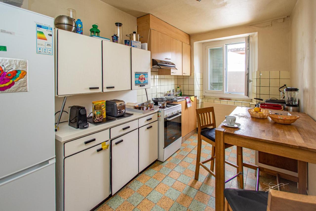 Chambre Double Last Minute Payerne Buitenkant foto